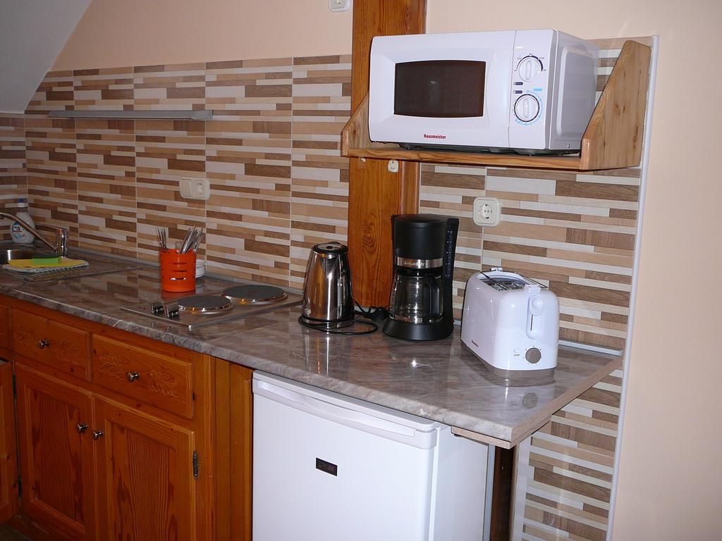 Ciklámen apartman Gyenesdiás Exterior foto